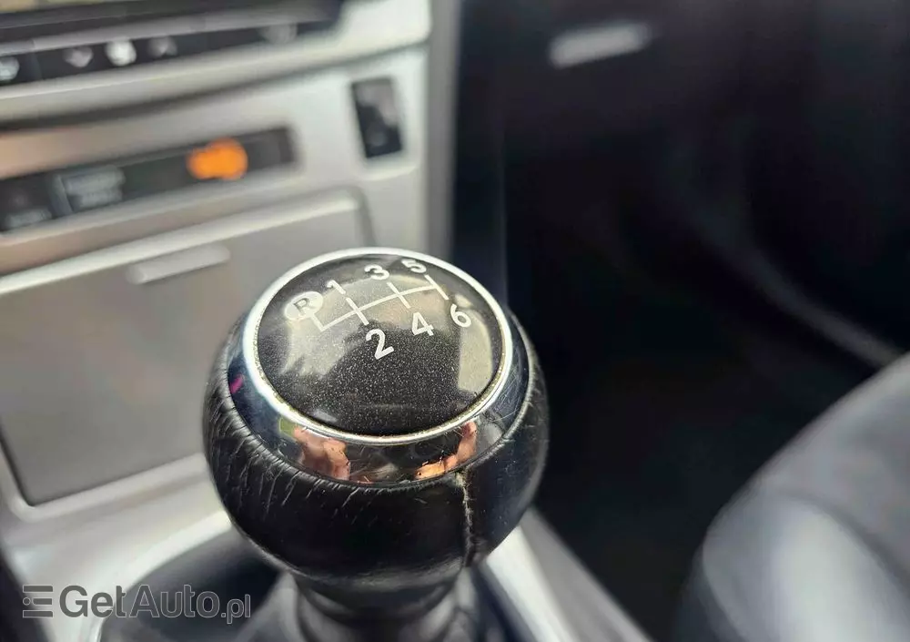 TOYOTA Avensis 1.8 Business Edition