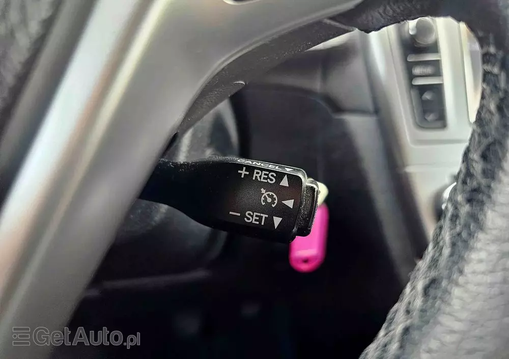 TOYOTA Avensis 1.8 Business Edition