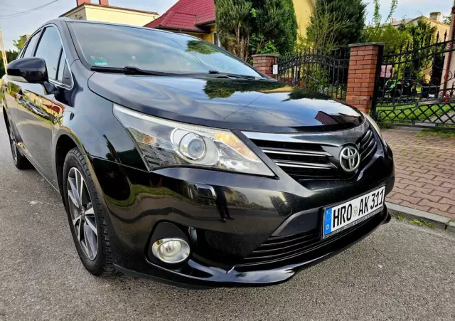 TOYOTA Avensis 1.8 Business Edition