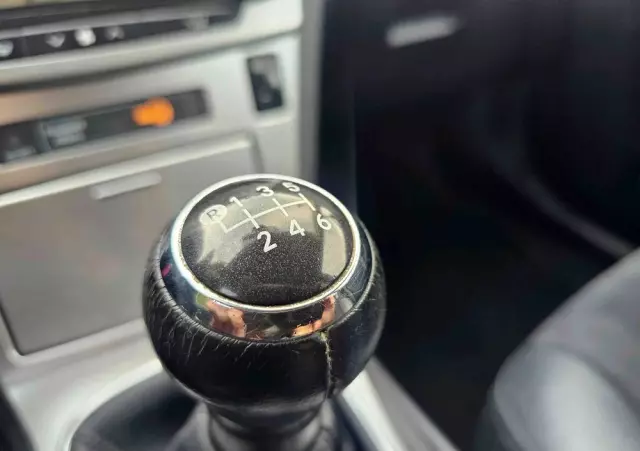 TOYOTA Avensis 1.8 Business Edition