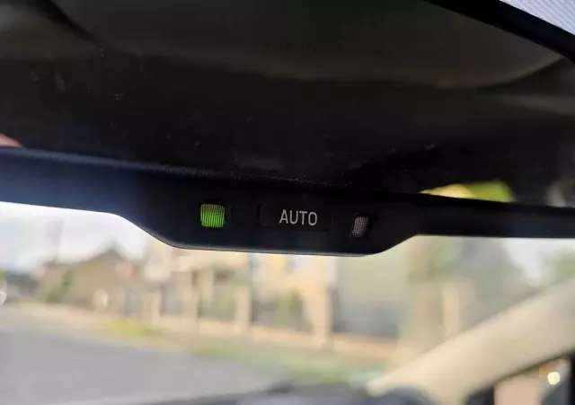 TOYOTA Avensis 1.8 Business Edition