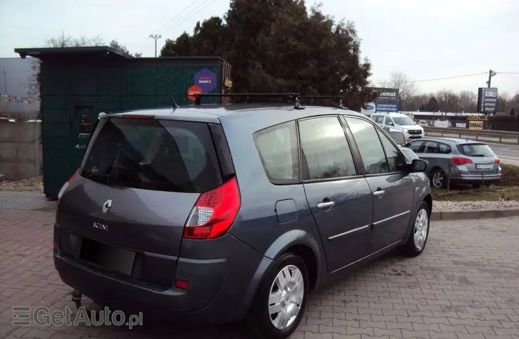 RENAULT Grand Scenic 