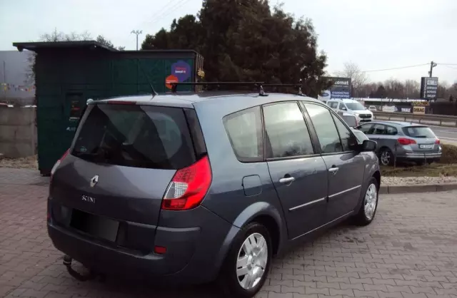 RENAULT Grand Scenic 