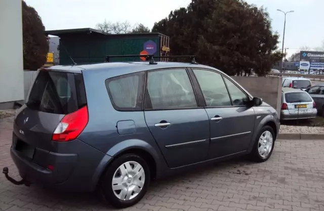 RENAULT Grand Scenic 