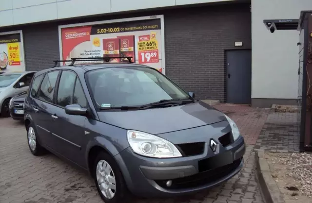RENAULT Grand Scenic 