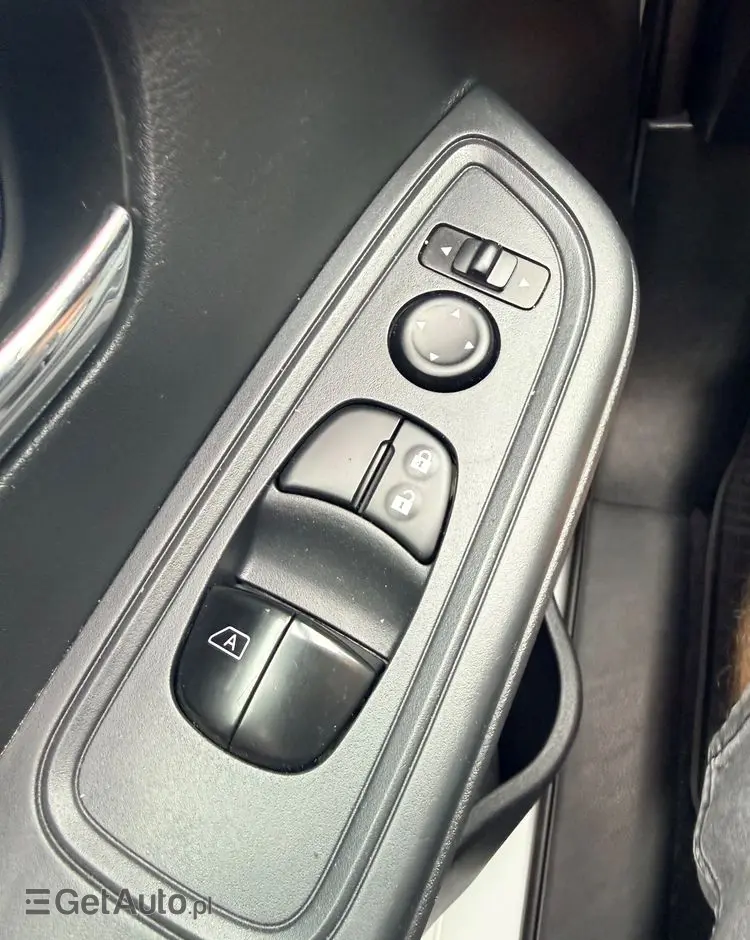 NISSAN Micra 0.9 IG-T Visia Plus