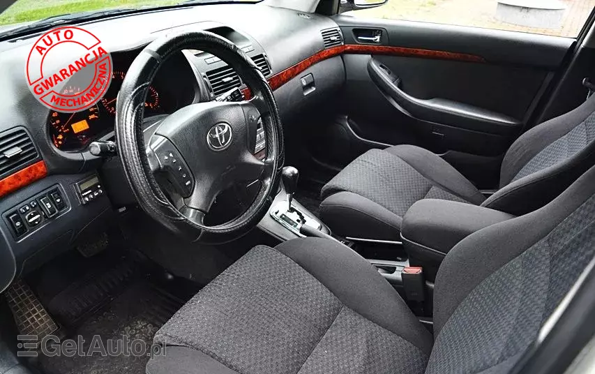 TOYOTA Avensis 