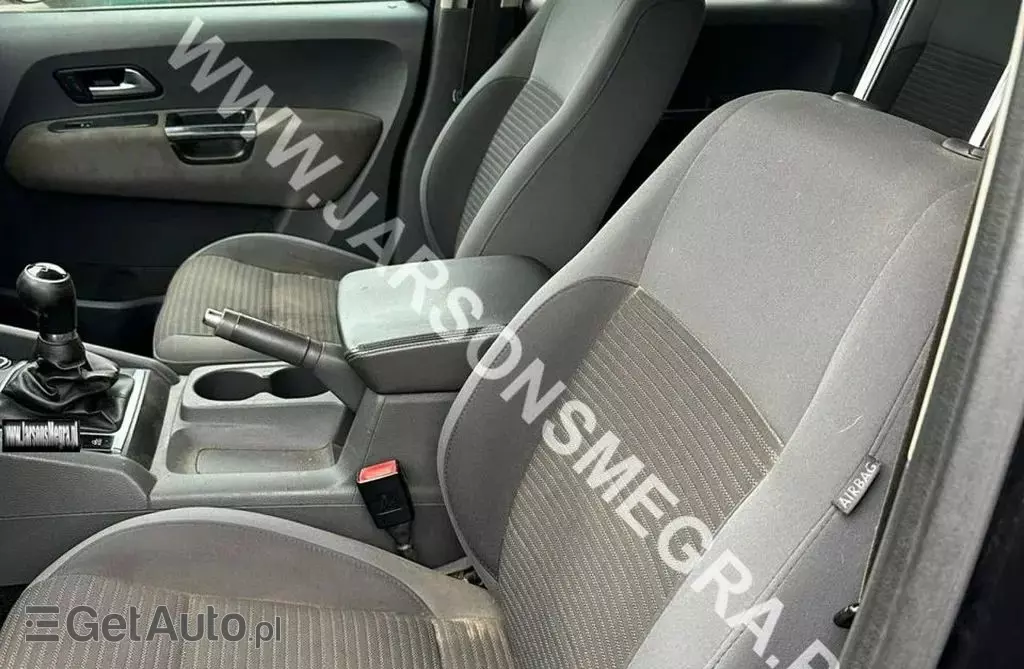 VOLKSWAGEN Amarok 