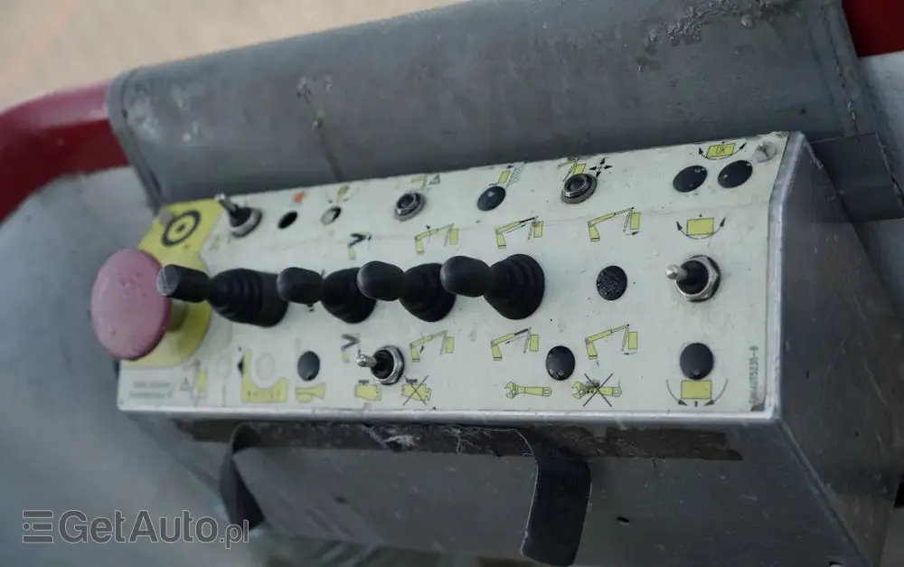 NISSAN CABSTAR / ZWYŻKA 16,3 METRÓW / FRANCE ELEVATEUR /  BLIŹNIAK / UDŹWIG - 200 kg / 4 PODPORY / 