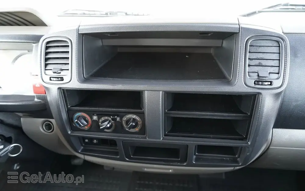 NISSAN CABSTAR / ZWYŻKA 16,3 METRÓW / FRANCE ELEVATEUR /  BLIŹNIAK / UDŹWIG - 200 kg / 4 PODPORY / 