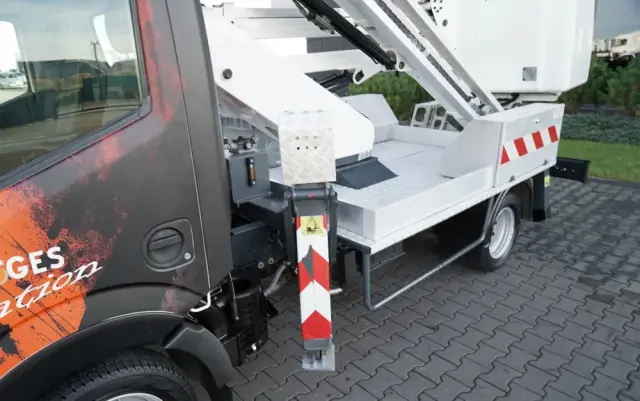 NISSAN CABSTAR / ZWYŻKA 16,3 METRÓW / FRANCE ELEVATEUR /  BLIŹNIAK / UDŹWIG - 200 kg / 4 PODPORY / 