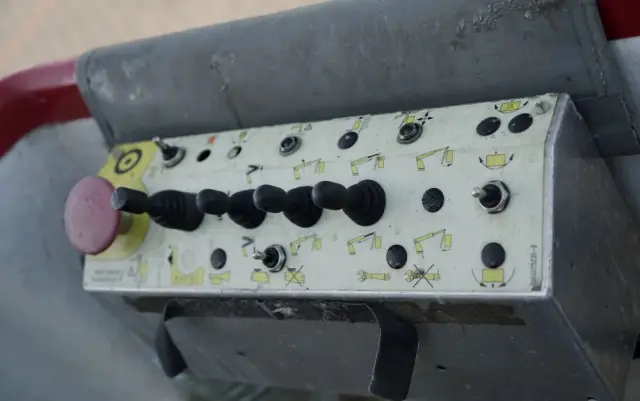 NISSAN CABSTAR / ZWYŻKA 16,3 METRÓW / FRANCE ELEVATEUR /  BLIŹNIAK / UDŹWIG - 200 kg / 4 PODPORY / 