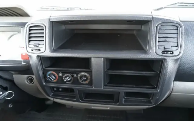 NISSAN CABSTAR / ZWYŻKA 16,3 METRÓW / FRANCE ELEVATEUR /  BLIŹNIAK / UDŹWIG - 200 kg / 4 PODPORY / 