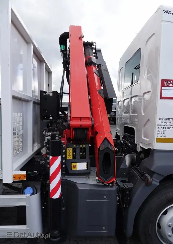 RENAULT D 210/  4X2 / SKRZYNIOWY 5 M + HDS PALFINGER PK 8.501 SLD A / UDŹWIG 5 580G / STEROWANIE RADIOWE / ROTATOR / SPROWADZONY 