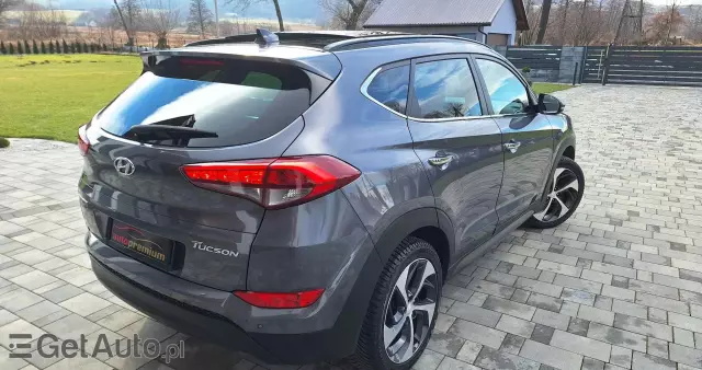 HYUNDAI Tucson Blue 1.7 CRDi 2WD Style