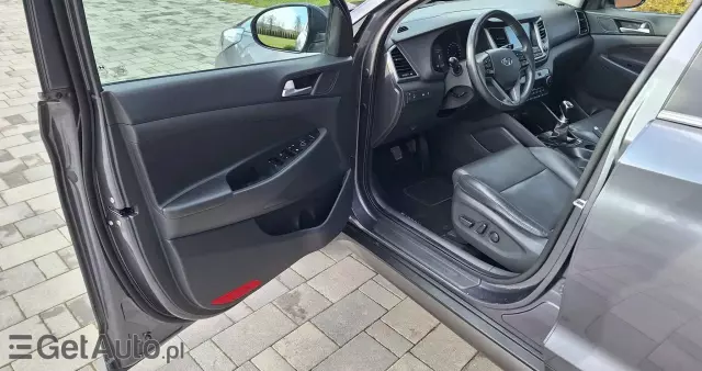 HYUNDAI Tucson Blue 1.7 CRDi 2WD Style