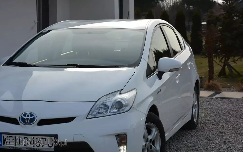 TOYOTA Prius 1.8 HSD Premium