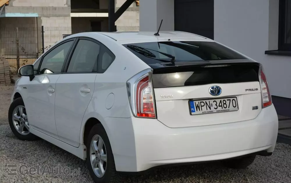 TOYOTA Prius 1.8 HSD Premium