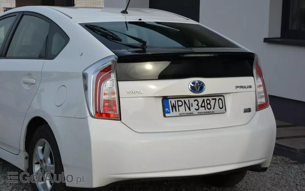 TOYOTA Prius 1.8 HSD Premium