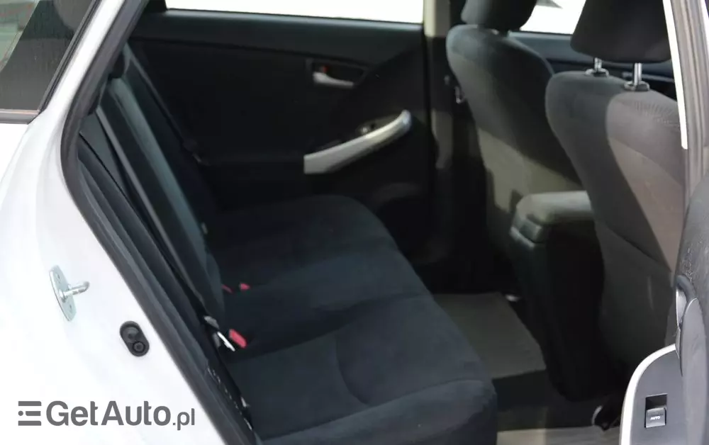 TOYOTA Prius 1.8 HSD Premium