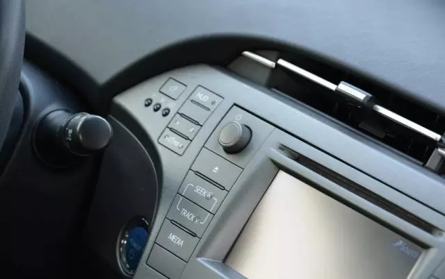 TOYOTA Prius 1.8 HSD Premium