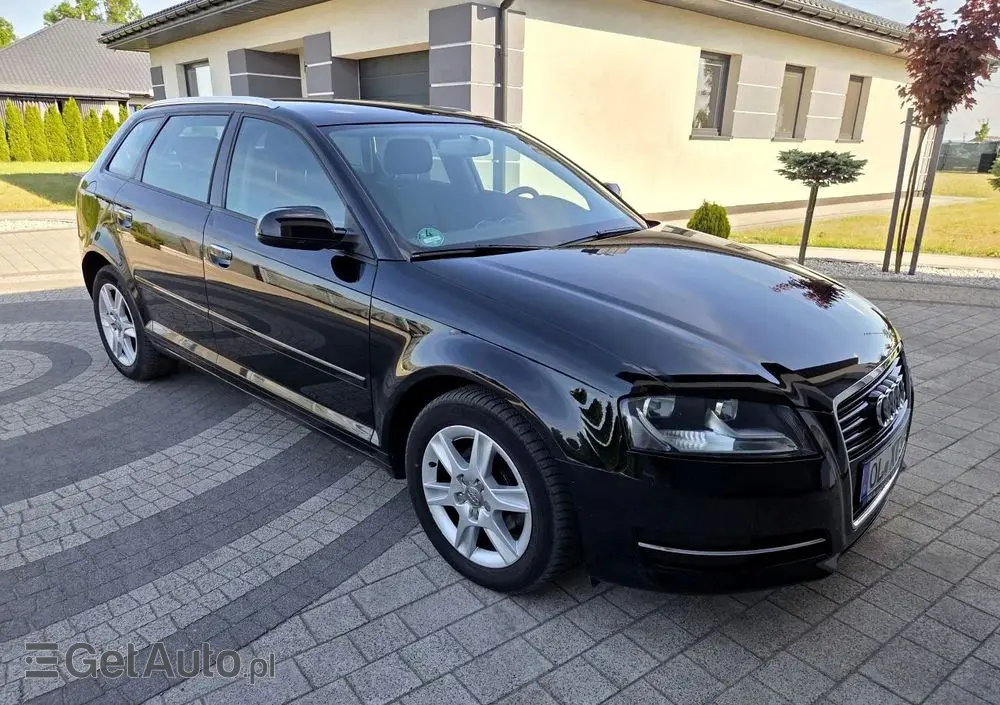 AUDI A3 Sportback 