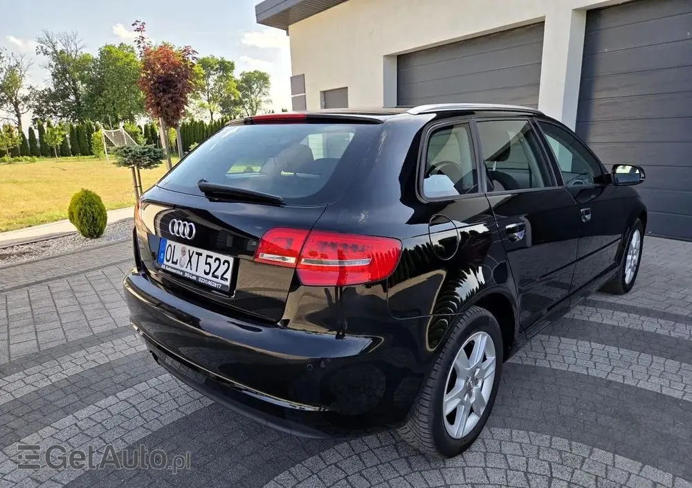 AUDI A3 Sportback 