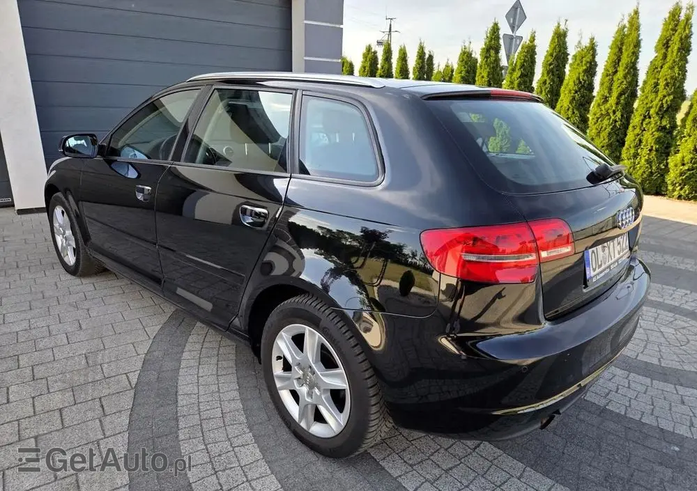 AUDI A3 Sportback 