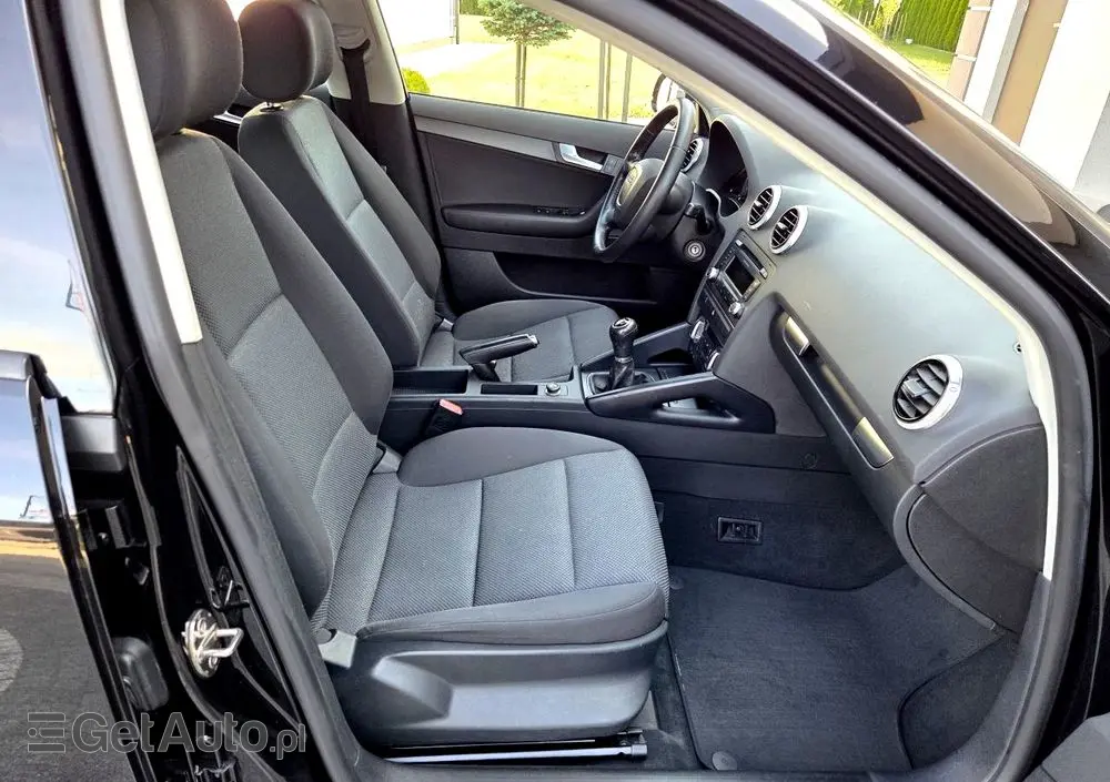 AUDI A3 Sportback 