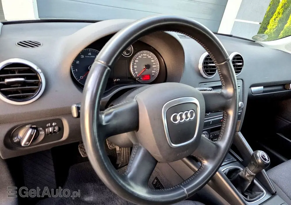 AUDI A3 Sportback 