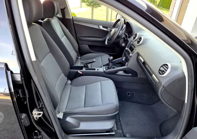 AUDI A3 Sportback 