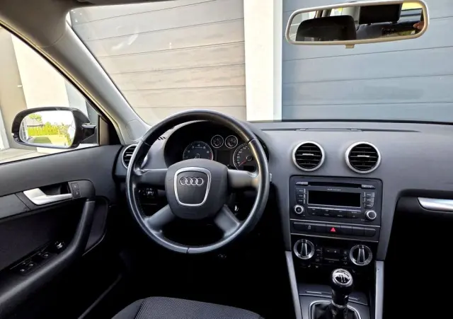 AUDI A3 Sportback 
