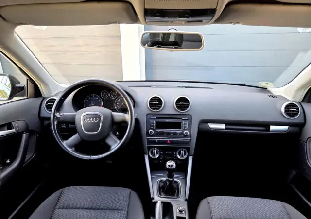 AUDI A3 Sportback 