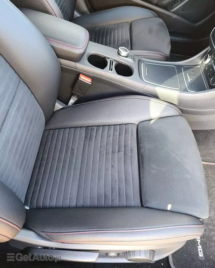 MERCEDES-BENZ CLA Shooting Brake 220 d 4Matic 7G-DCT AMG Line