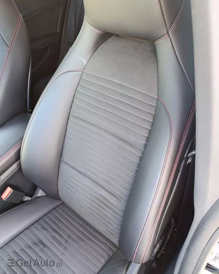 MERCEDES-BENZ CLA Shooting Brake 220 d 4Matic 7G-DCT AMG Line