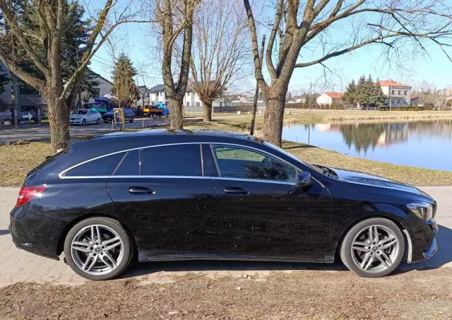 MERCEDES-BENZ CLA Shooting Brake 220 d 4Matic 7G-DCT AMG Line