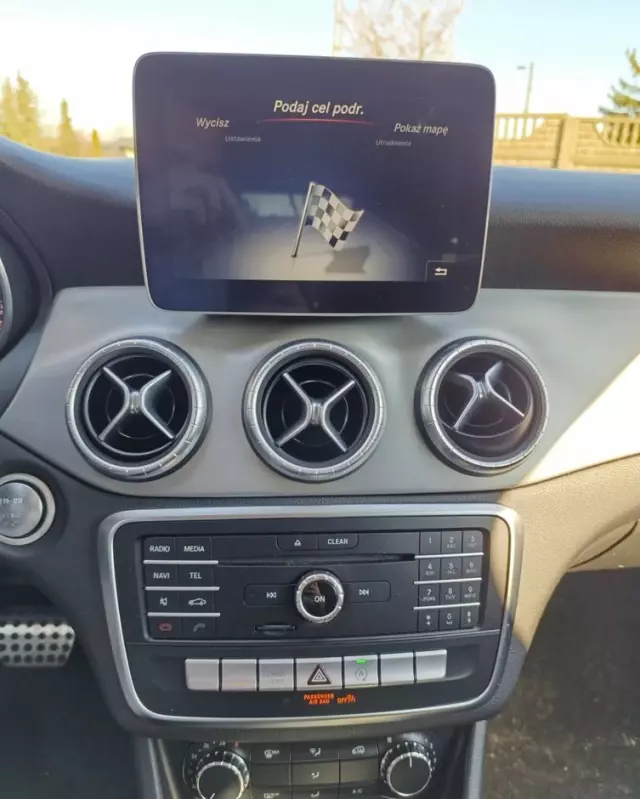 MERCEDES-BENZ CLA Shooting Brake 220 d 4Matic 7G-DCT AMG Line