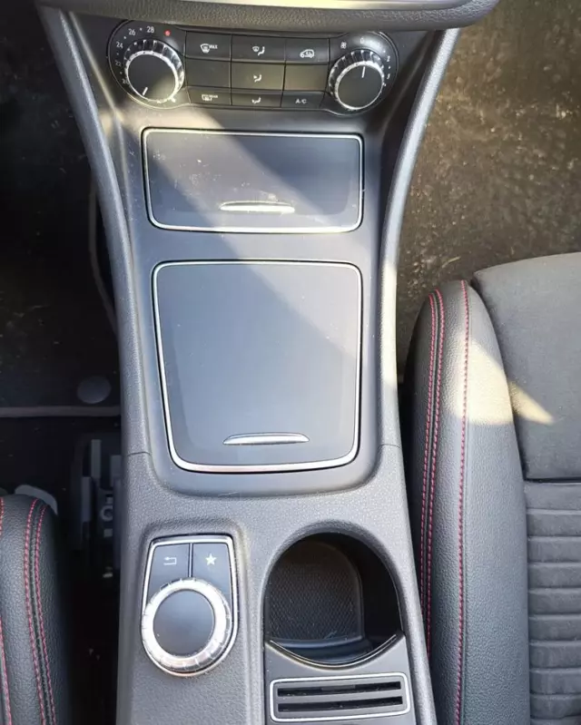 MERCEDES-BENZ CLA Shooting Brake 220 d 4Matic 7G-DCT AMG Line