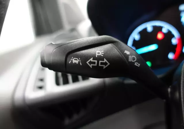 FORD Tourneo Connect 1.5 EcoBlue Start-Stop Active