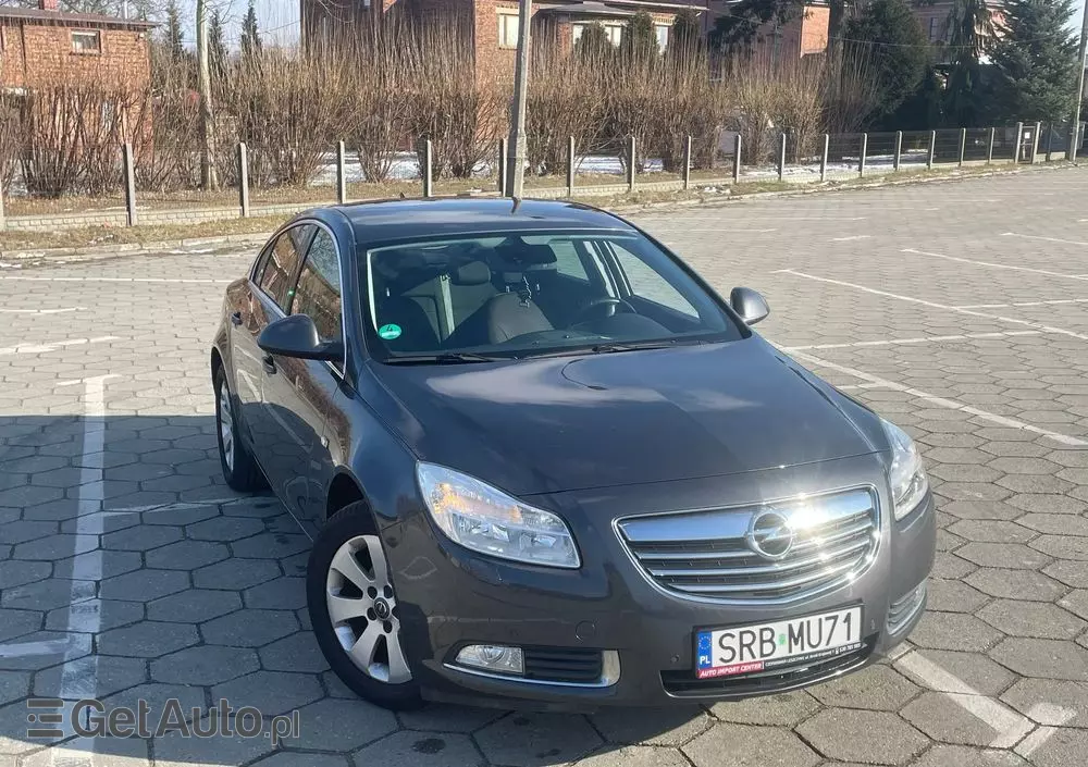 OPEL Insignia 1.8 Edition