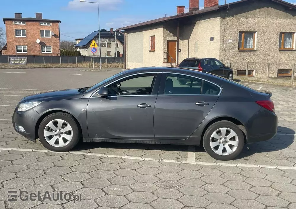 OPEL Insignia 1.8 Edition