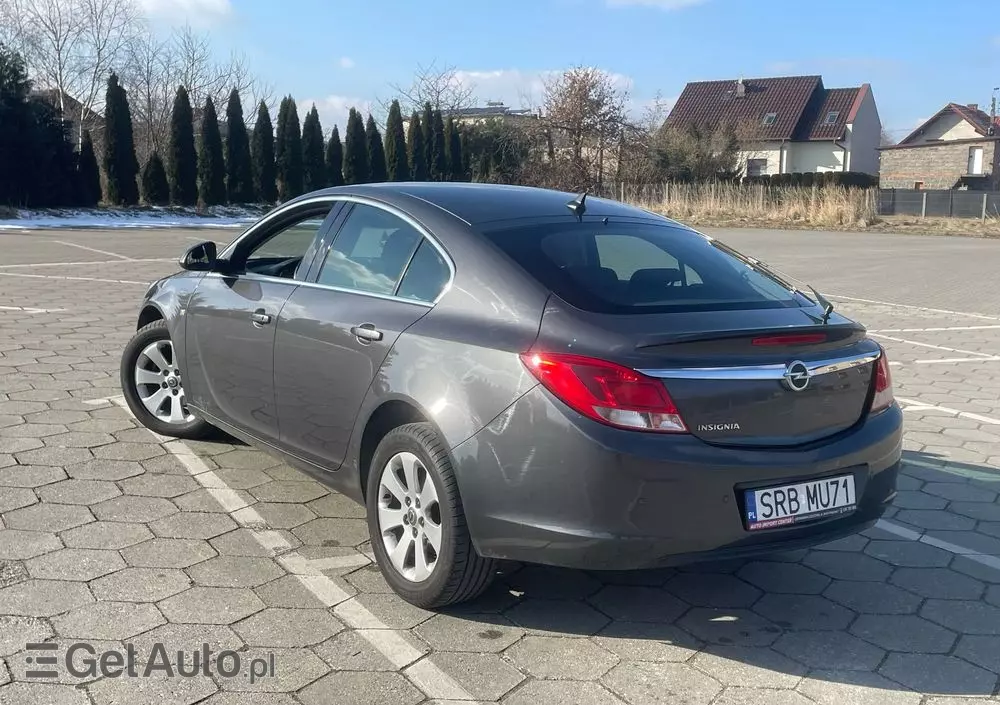 OPEL Insignia 1.8 Edition