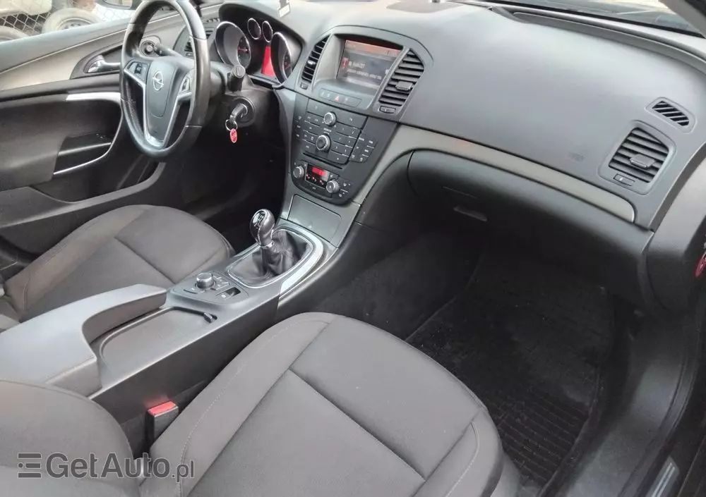 OPEL Insignia 1.8 Edition