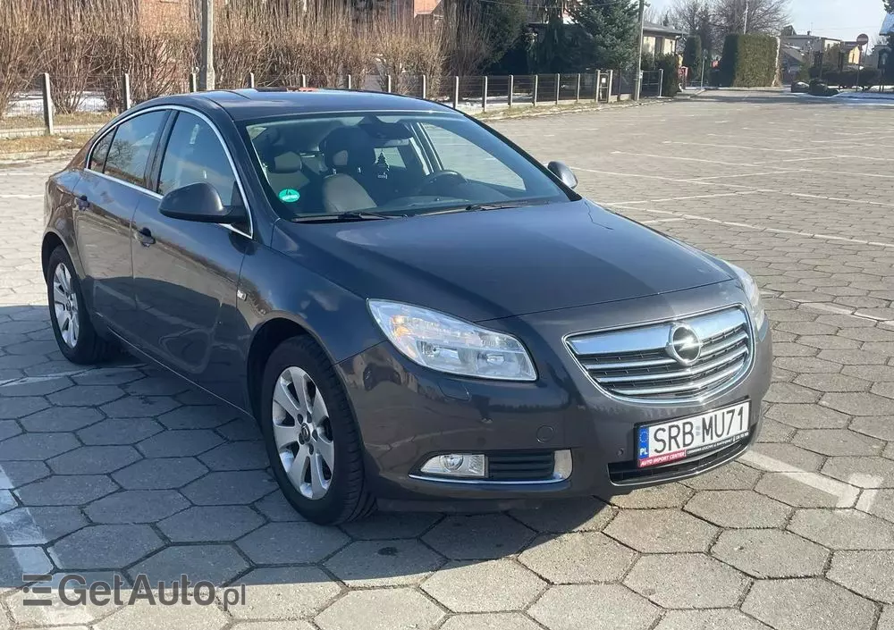 OPEL Insignia 1.8 Edition