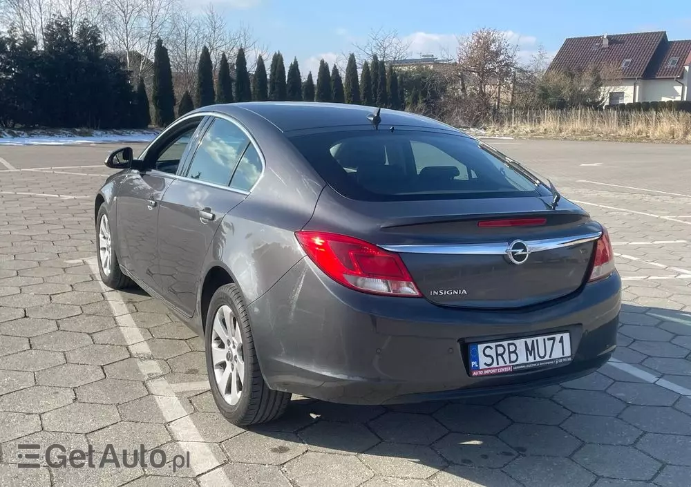 OPEL Insignia 1.8 Edition