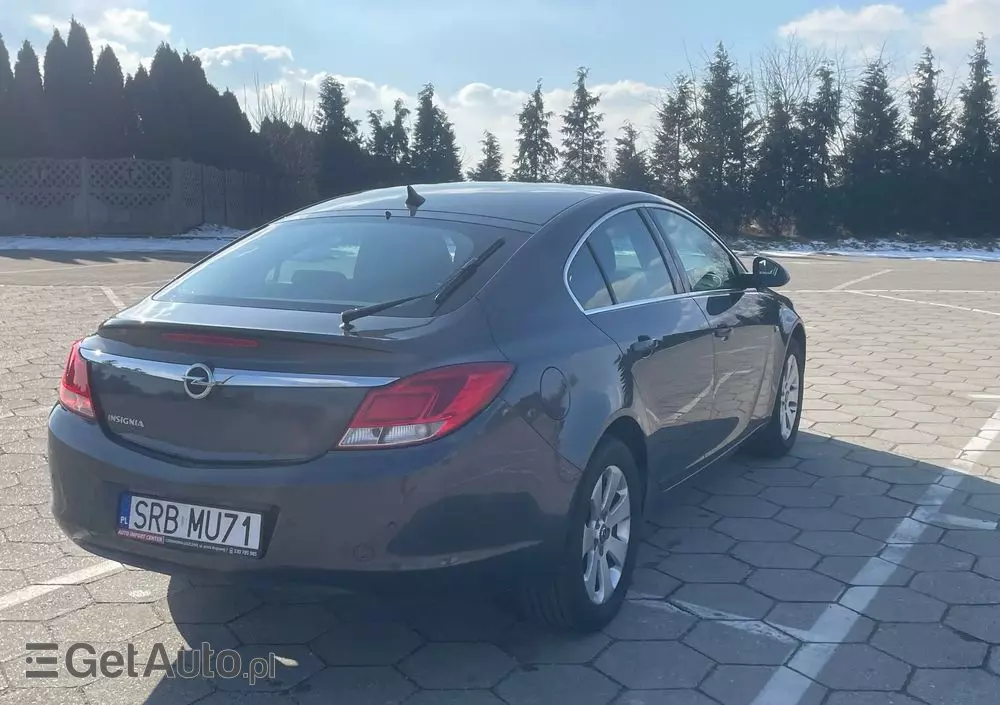 OPEL Insignia 1.8 Edition