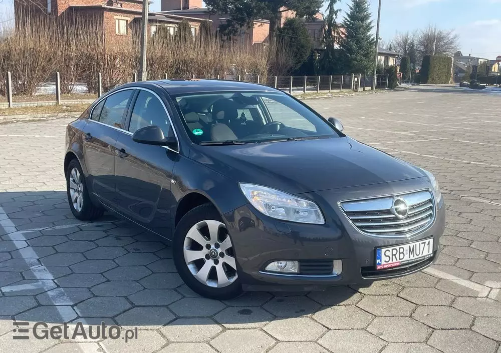 OPEL Insignia 1.8 Edition