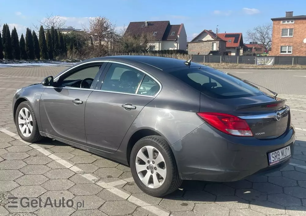 OPEL Insignia 1.8 Edition