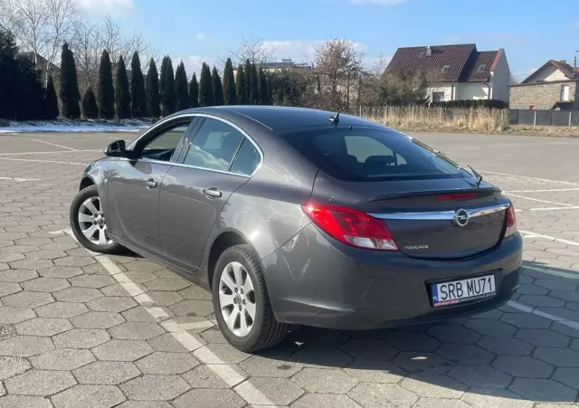 OPEL Insignia 1.8 Edition