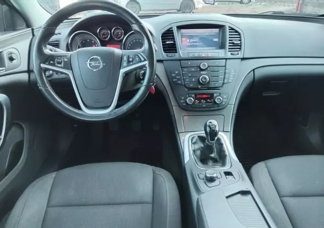 OPEL Insignia 1.8 Edition